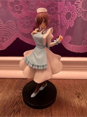 Miku Nakano Figure